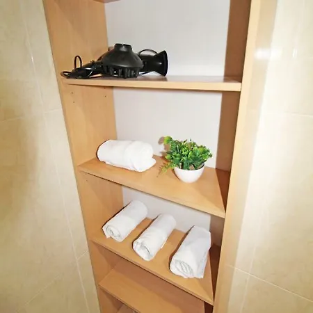 Apartamento Súper Céntrico, Luminoso, Amplio, Terrazas Y Patio Alicante