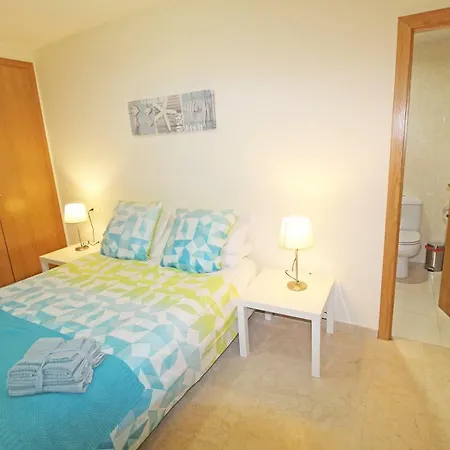 Súper Céntrico, Luminoso, Amplio, Terrazas Y Patio * Alicante